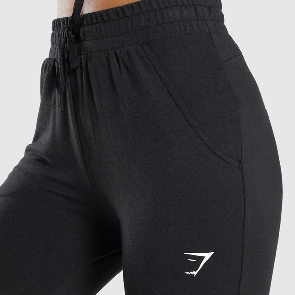 Gymshark high waisted joggers - Picture 5 of 6